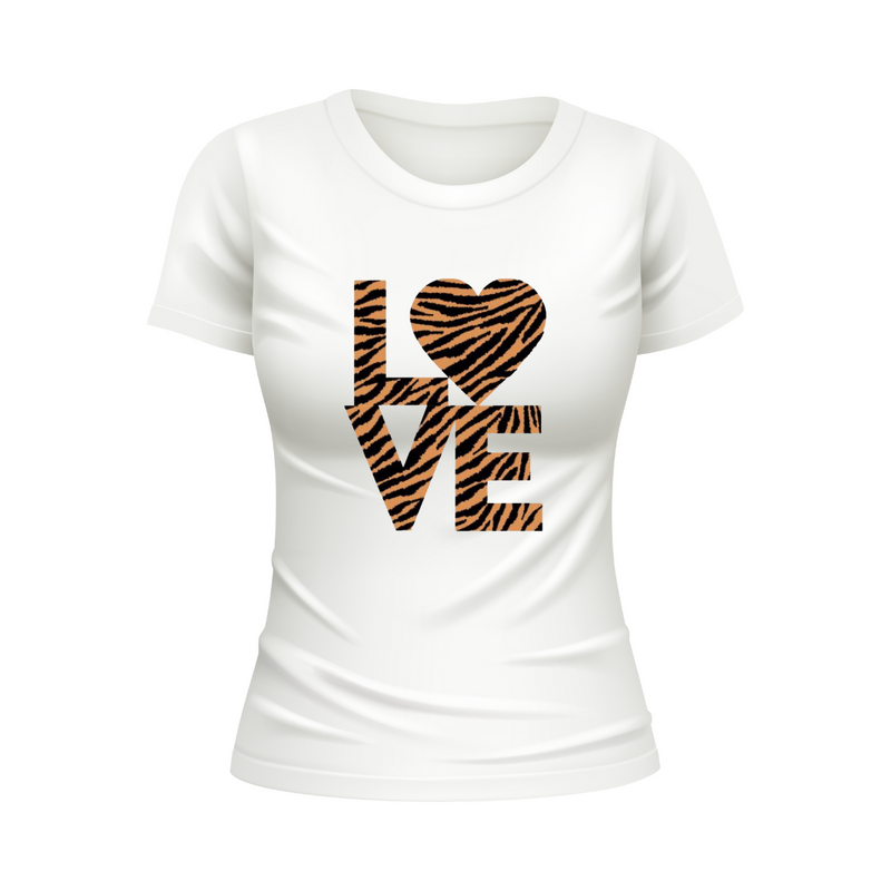 T-Shirt Feminina Gola Redonda Love